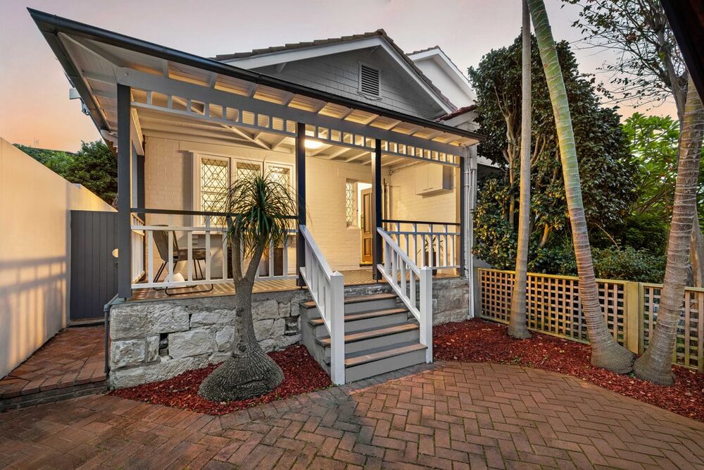 84A Balfour Road