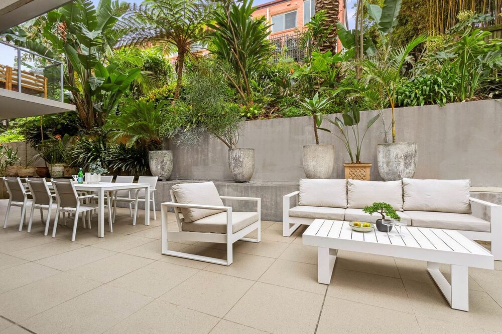 26/38-40 Diamond Bay Road