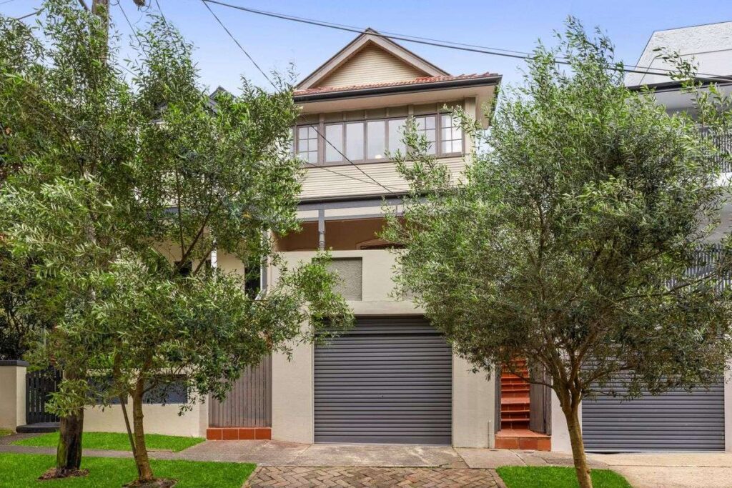 2/5 Buller Street