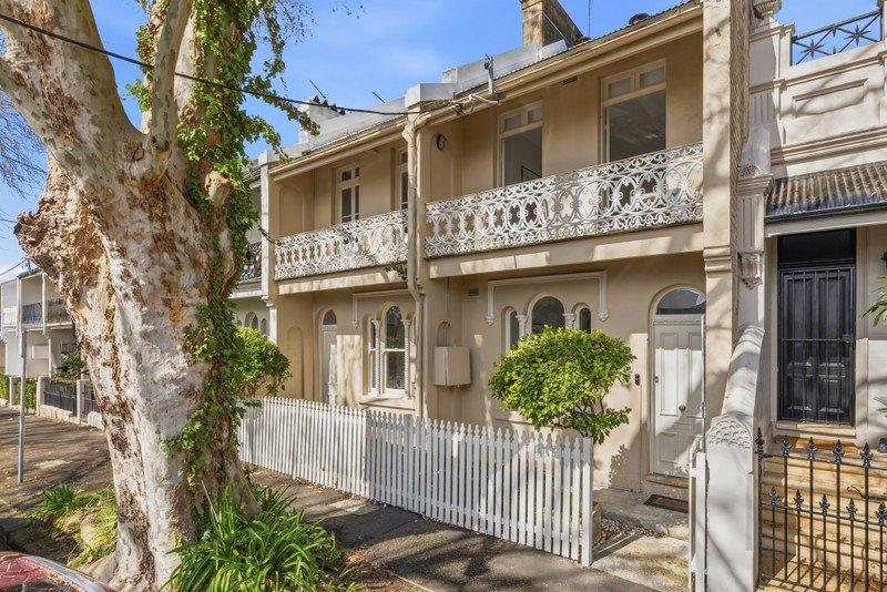 25-27 John St